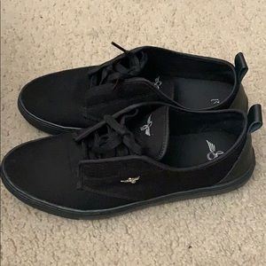 Creative recreation casual shoe.